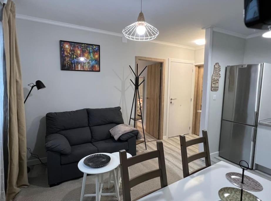 Apartamento Turistico Plaza III Monforte De Lemos Buitenkant foto